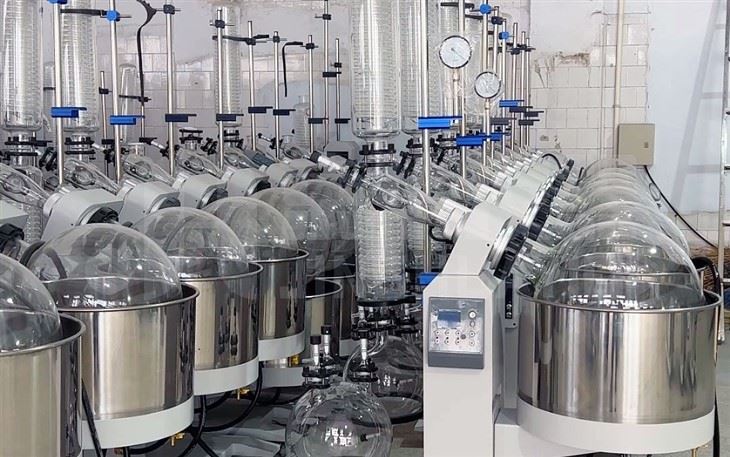 Large Scale RotaryEvaporator