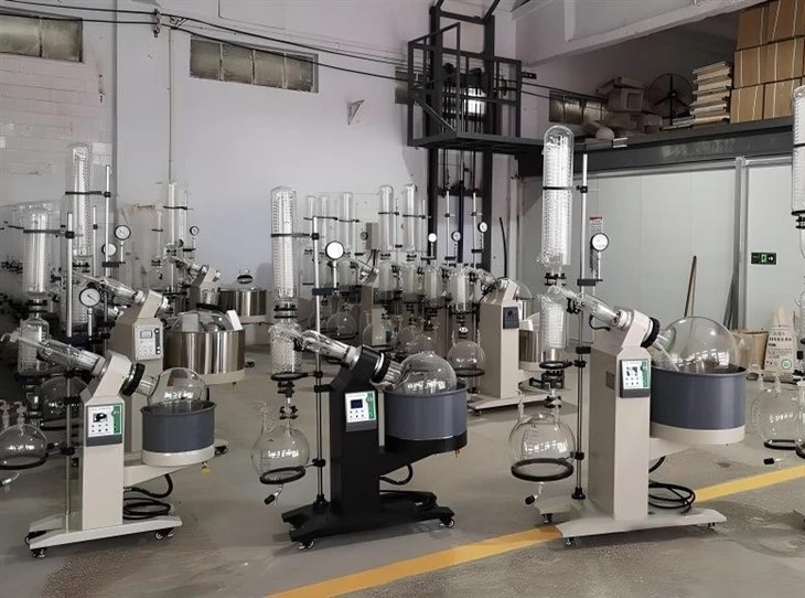 Large Scale RotaryEvaporator